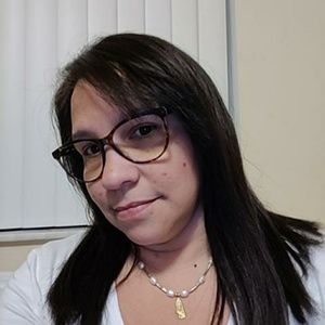 Meet your Posher, Luisa elena